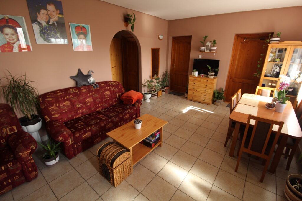Eladó • Családi ház • Lesencetomaj • 180 m²