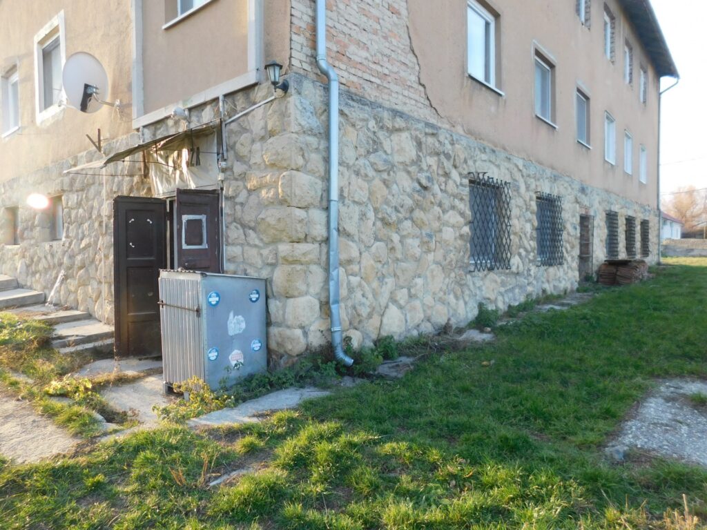 Eladó • Egyéb üzlethelyiség • Várpalota • 58 m²