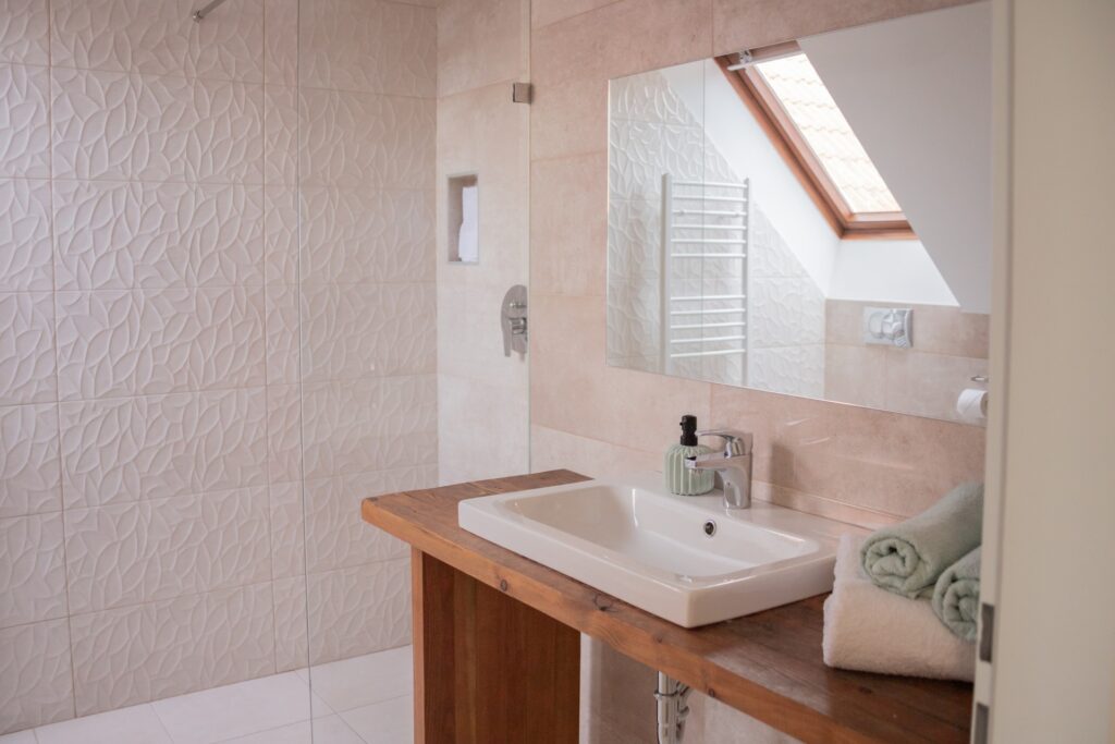 Eladó • Szálloda/hotel/panzió • Bakonybél • 566 m²