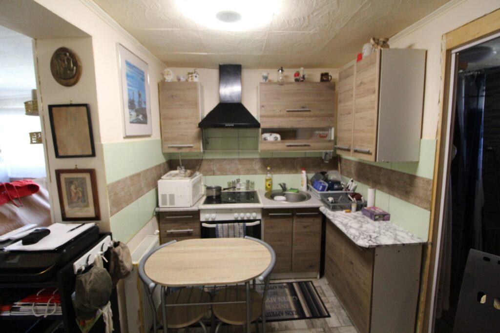 Eladó • Hétvégi házas • Székesfehérvár • 32 m²