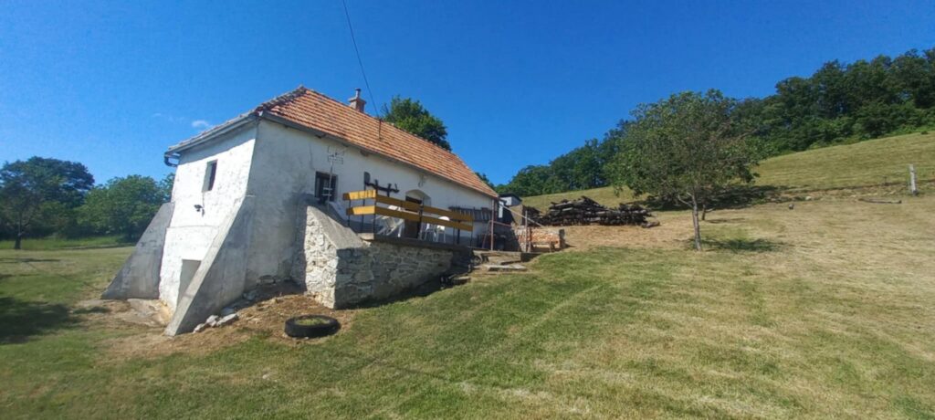 Eladó • Hétvégi házas • Pécsely • 40 m²
