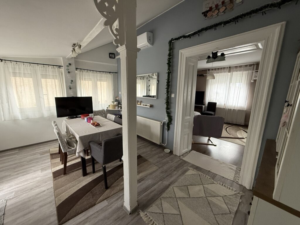 Eladó • Családi ház • Balatonkenese • 130 m²