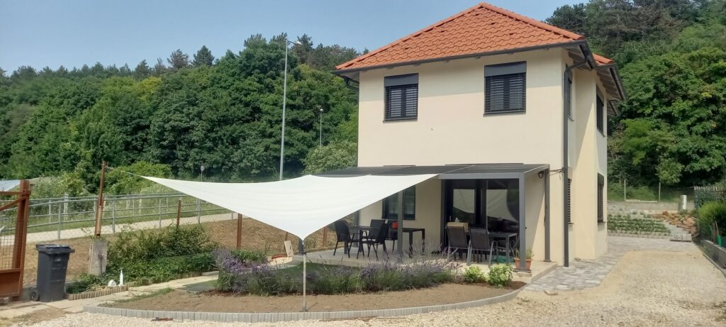 Eladó • Családi ház • Veszprém • 181 m²