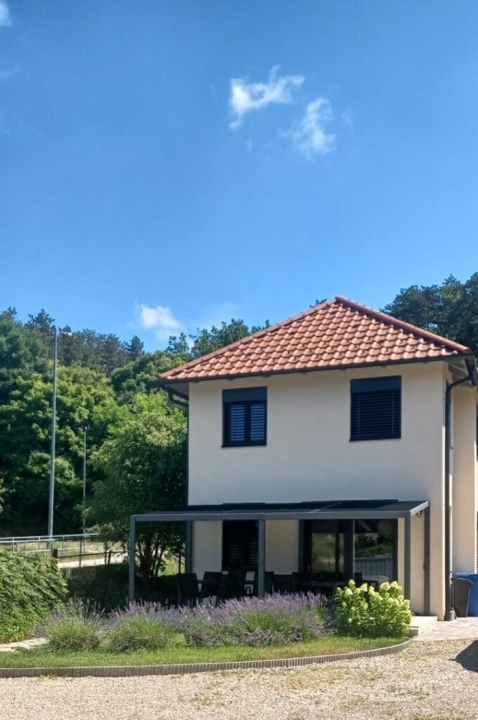 Eladó • Családi ház • Veszprém • 181 m²