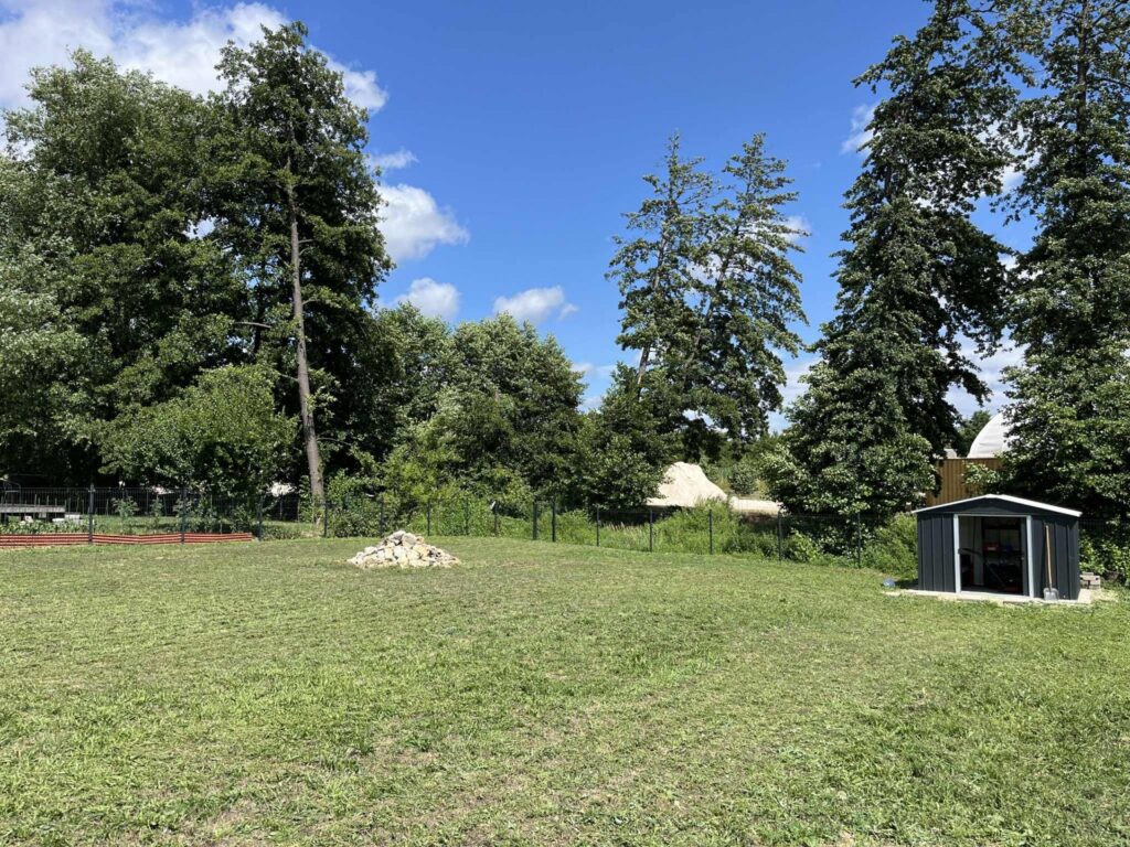 Eladó • Belterület • Herend • 840 m²