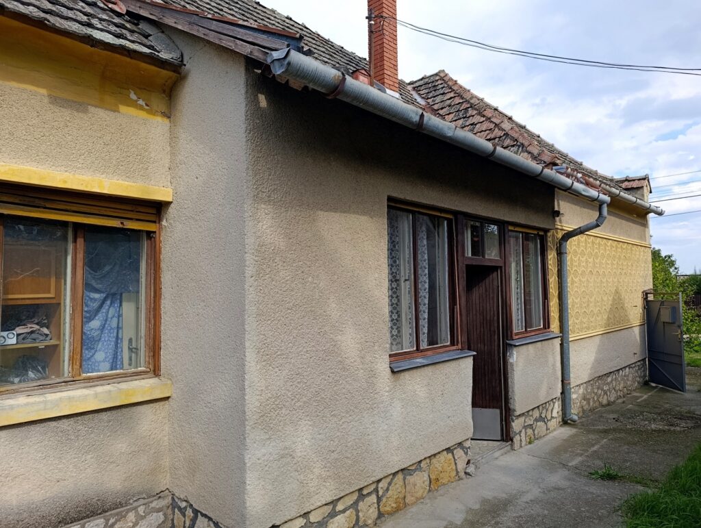 Eladó • Családi ház • Pápa • 95 m²