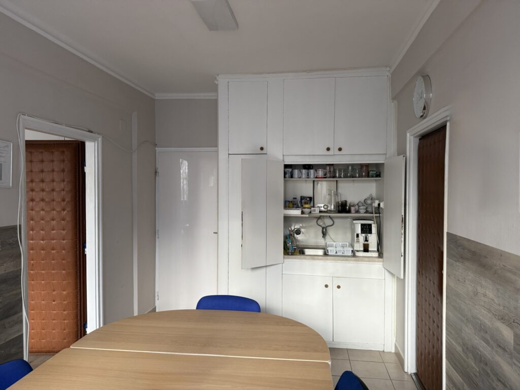 Kiadó • Egyéb iroda • Veszprém • 45 m²