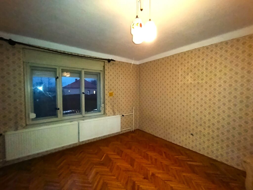 Eladó • Családi ház • Dudar • 200 m²
