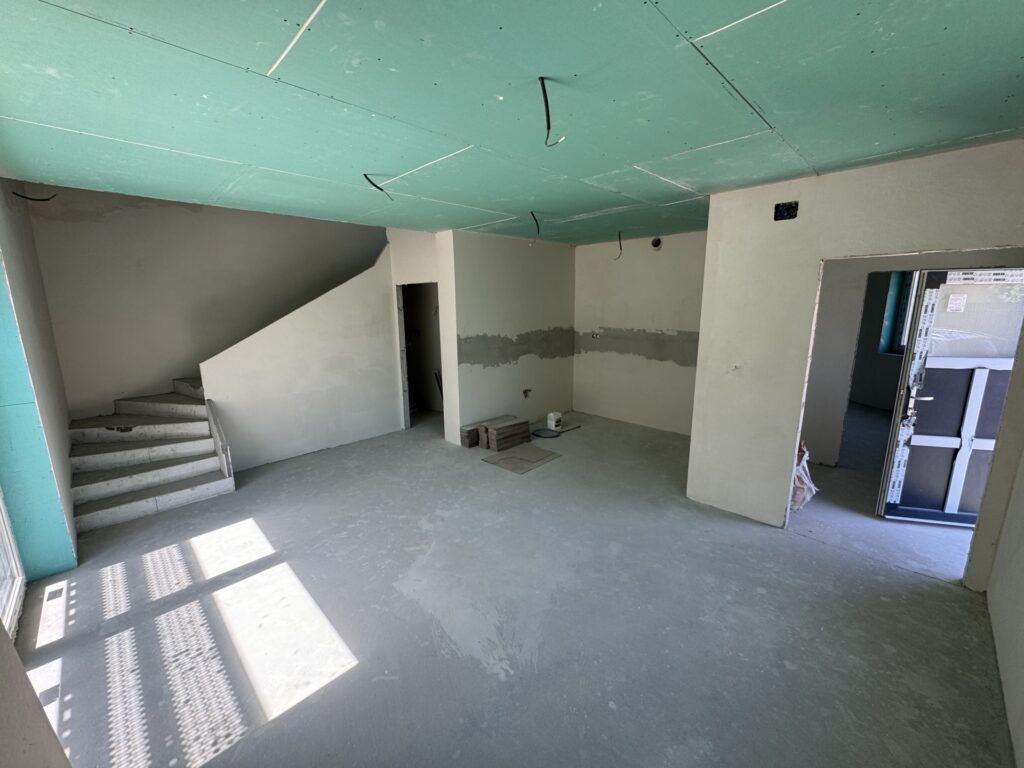Eladó • Ikerház • Veszprém • 97 m²