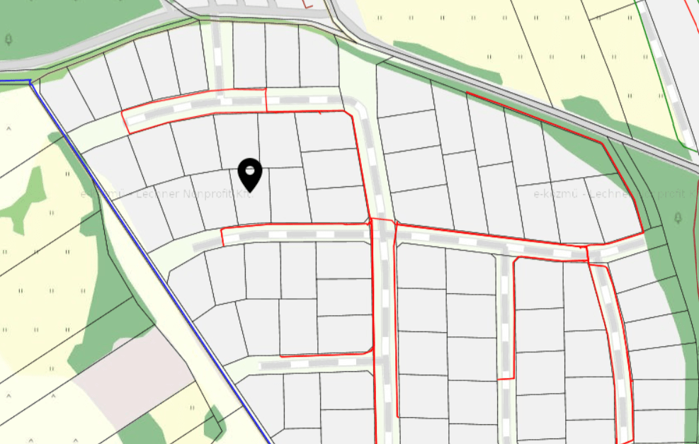 Eladó • Belterület • Veszprém • 806 m²