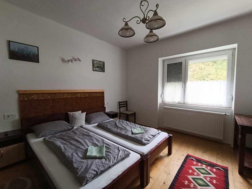 Eladó • Családi ház • Bakonynána • 230 m²