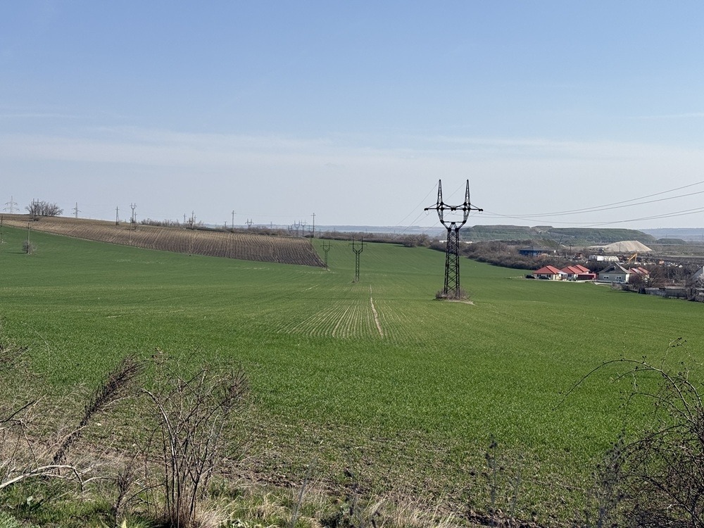 Eladó • Külterület • Várpalota • 49669 m²