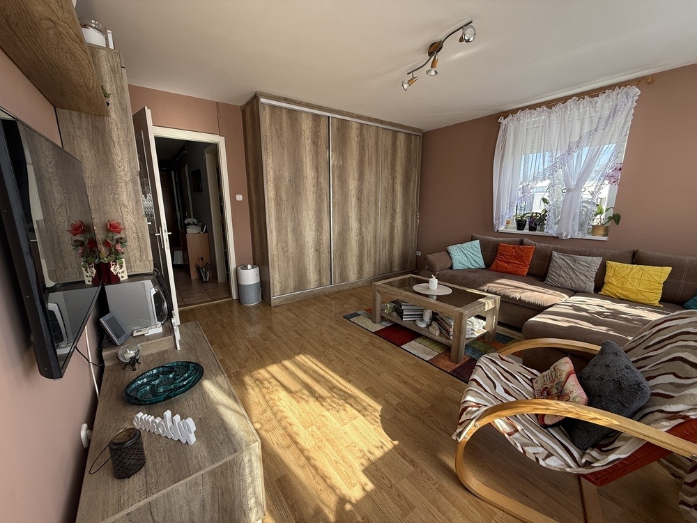 Eladó • Tégla • Veszprém • 71 m²