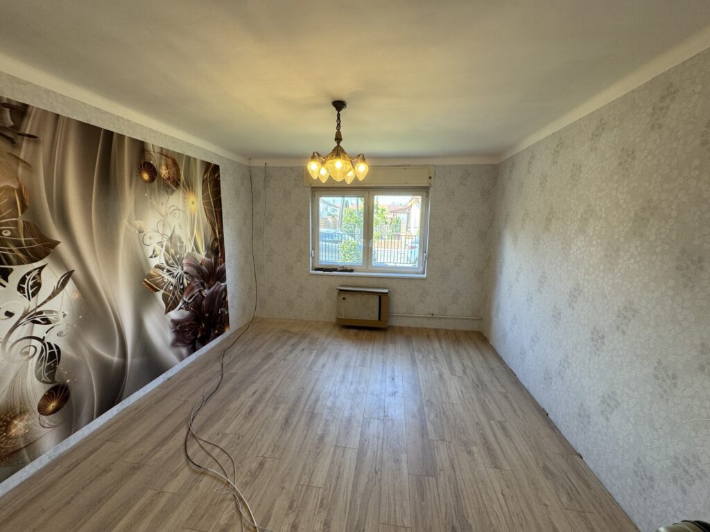 Eladó • Családi ház • Veszprém • 204 m²