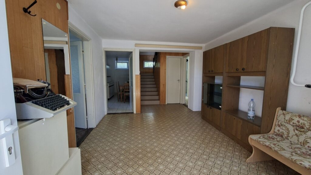 Eladó • Családi ház • Veszprémfajsz • 240 m²