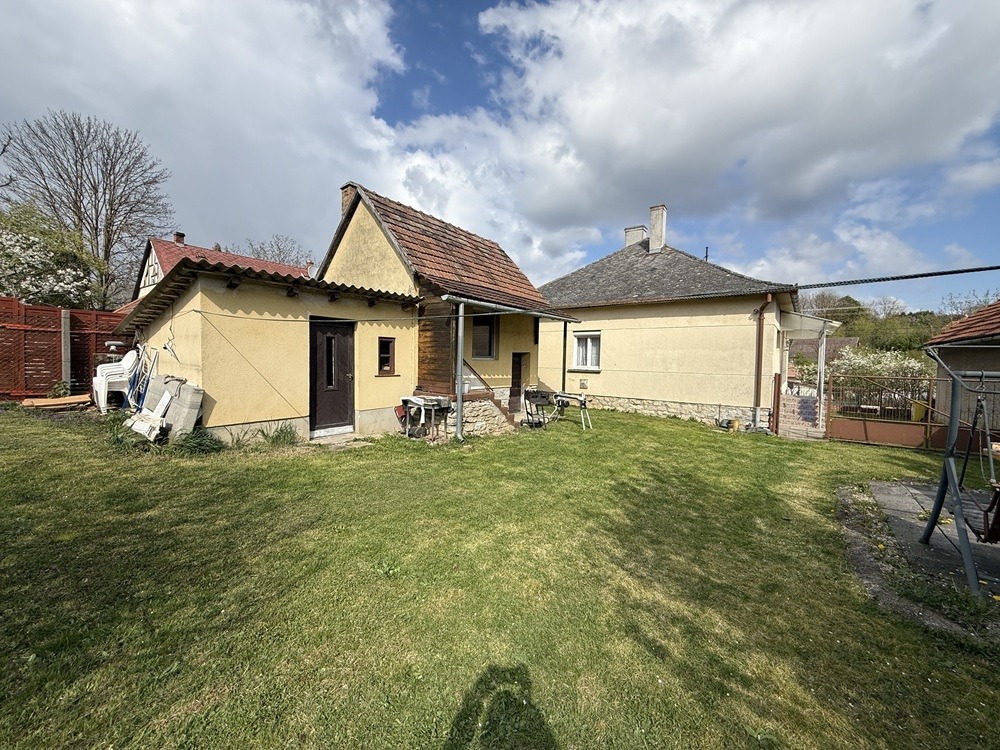 Eladó • Családi ház • Herend • 100 m²