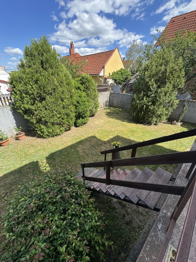 Eladó • Ikerház • Veszprém • 132 m²