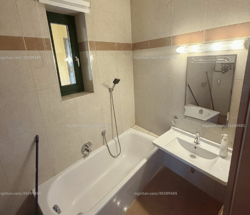 Eladó • Tégla • Veszprém • 65 m²