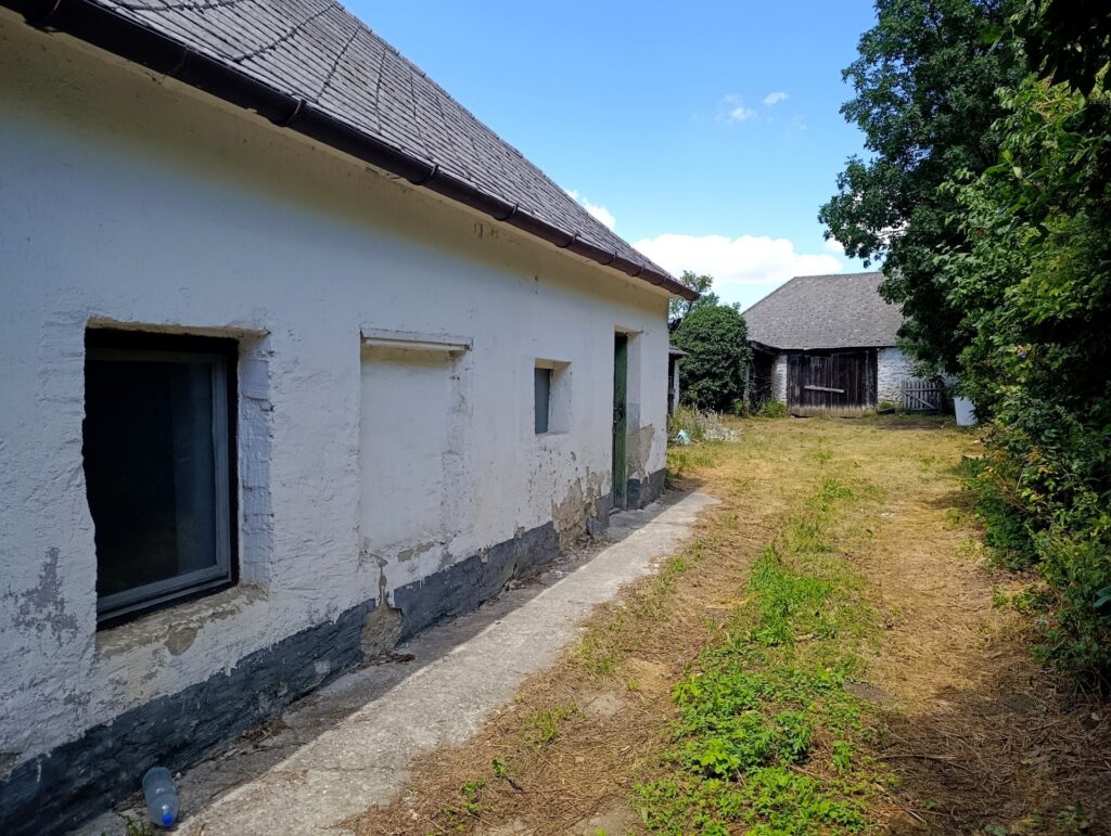 Eladó • Családi ház • Borzavár • 100 m²