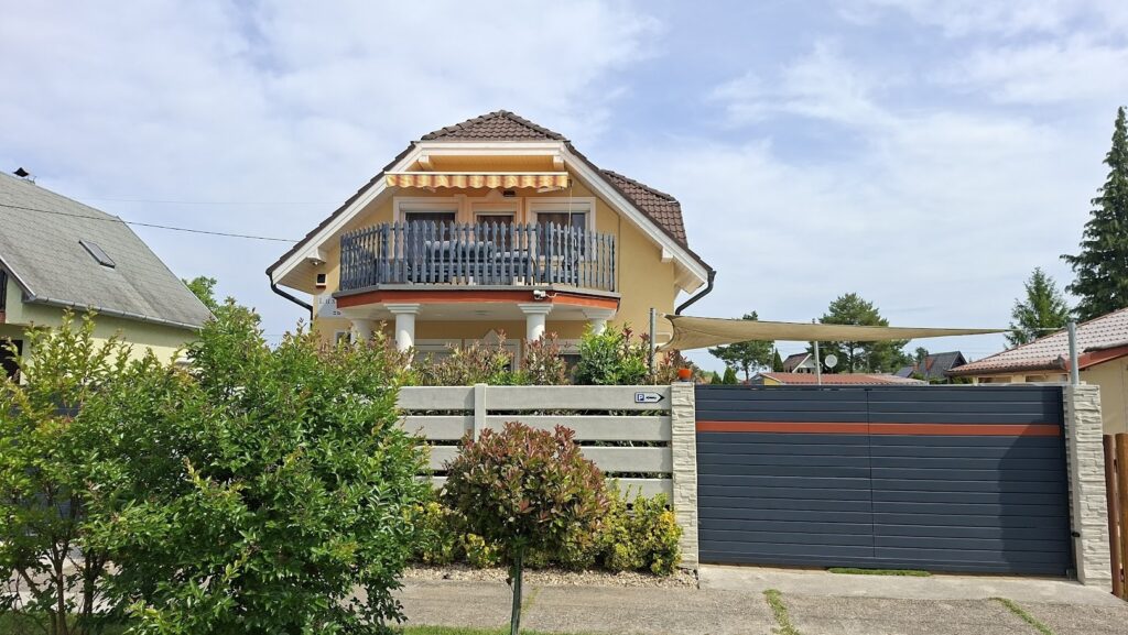 Eladó • Balatonkeresztúr • 120 m²
