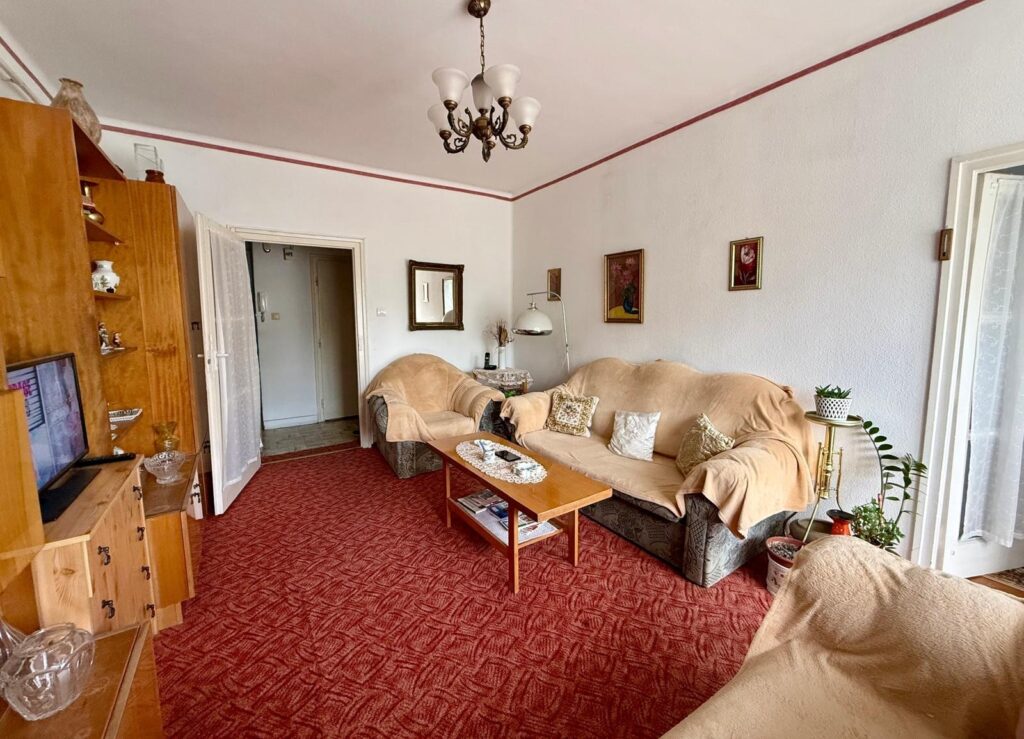 Eladó • Tégla • Veszprém • 53 m²