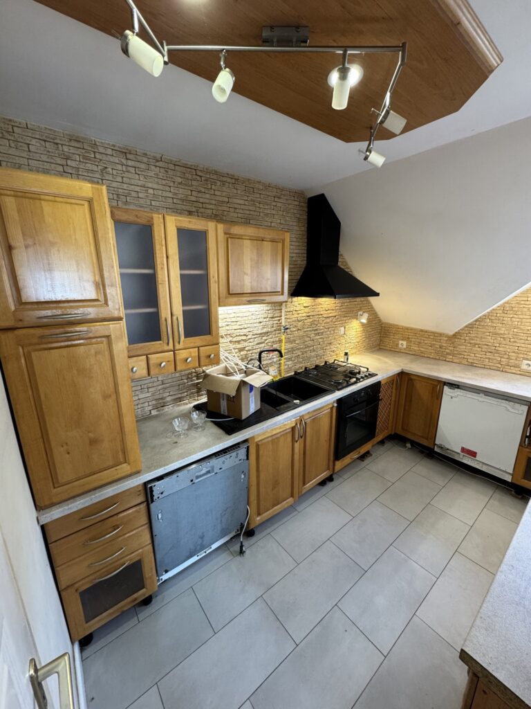 Eladó • Tégla • Veszprém • 108 m²