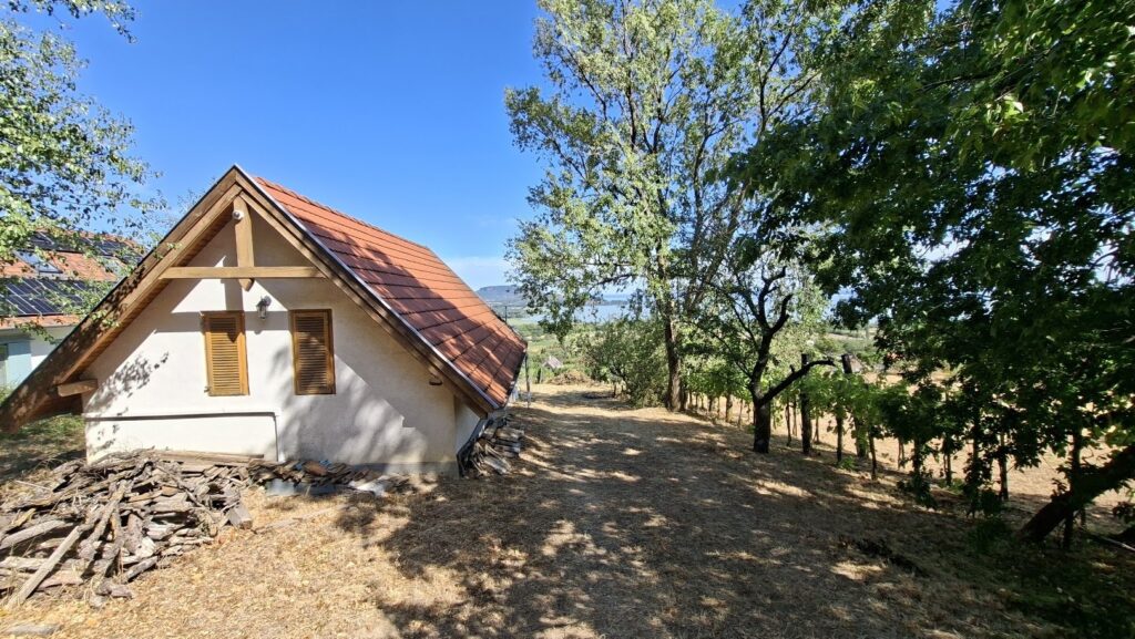 Eladó • Hétvégi házas • Balatonederics • 69 m²