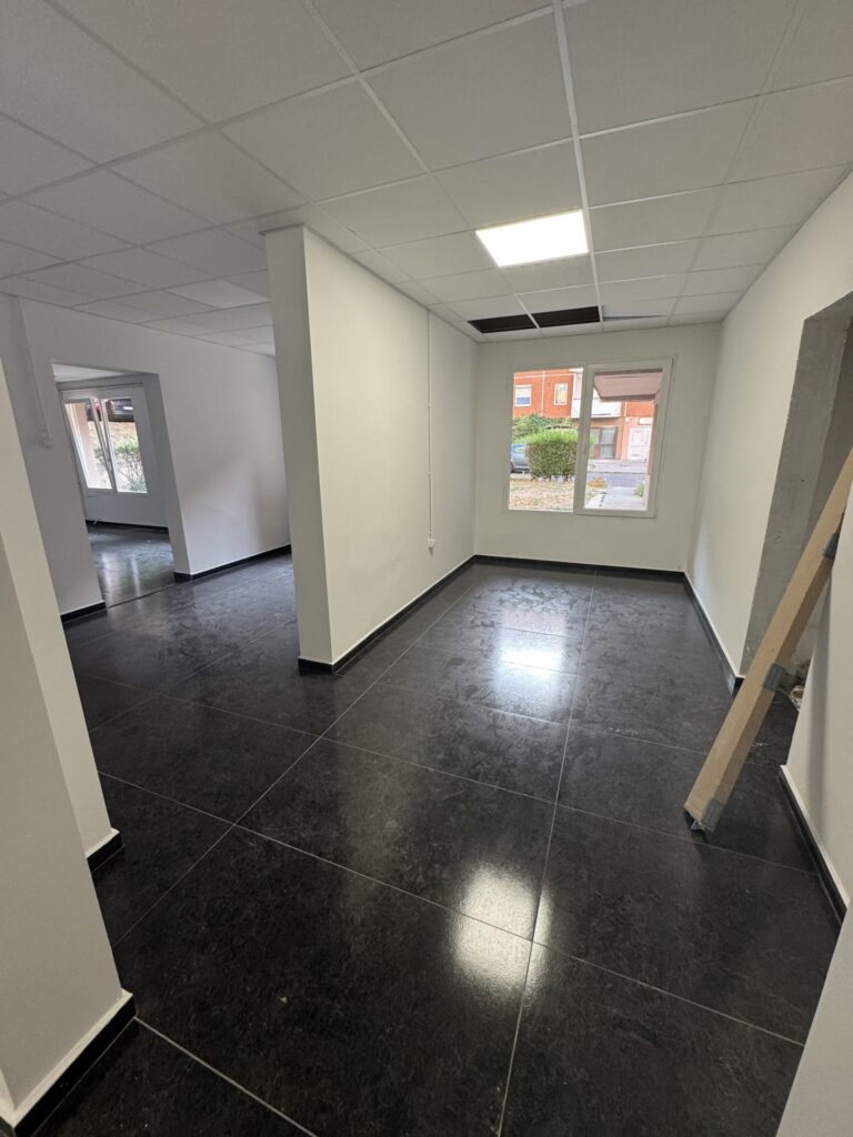 Eladó • Utcai bejárattal • Veszprém • 103 m²