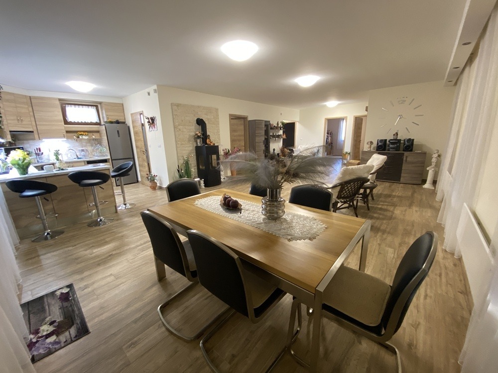 Eladó • Családi ház • Márkó • 121 m²