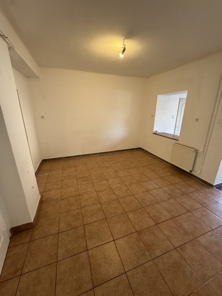 Eladó • Tégla • Veszprém • 65 m²