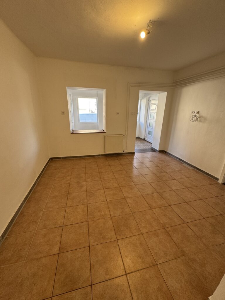 Eladó • Tégla • Veszprém • 65 m²