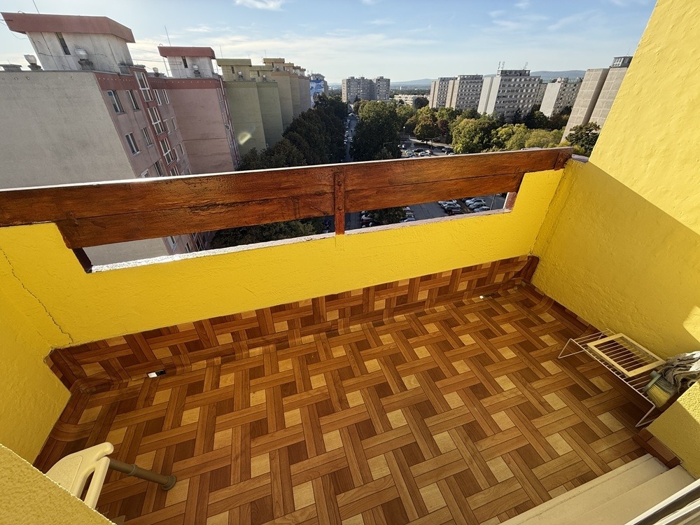 Eladó • Panel • Veszprém • 54 m²